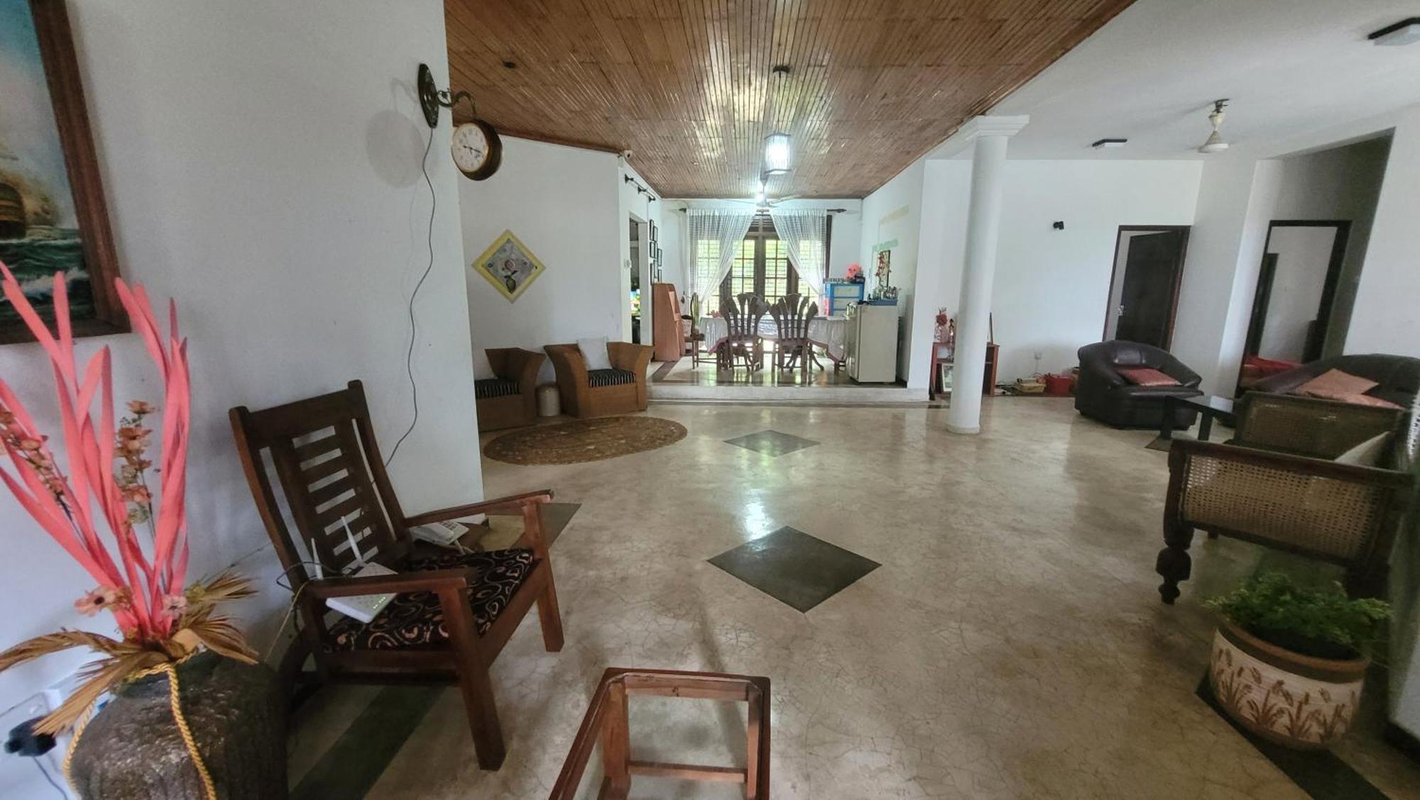 Villa Sea Sprays Хиккадува Экстерьер фото