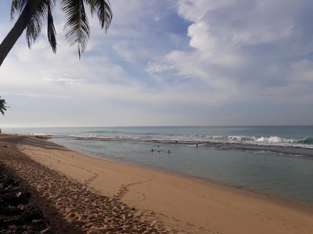 Villa Sea Sprays Хиккадува Экстерьер фото